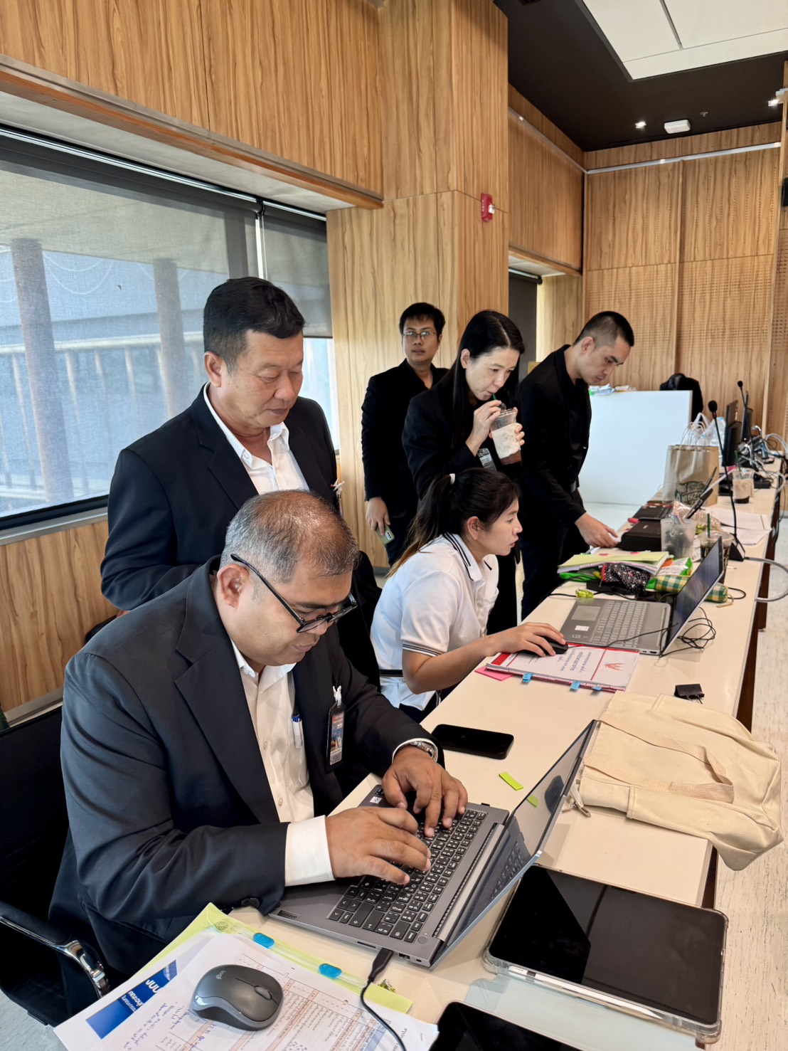 title - ส.ป.ก. ร่วมประชุมคณะอนุกรรมาธิการครุภัณฑ์ ICT และทุนหมุนเวียน ในคณะกรรมาธิการวิสามัญพิจารณาร่างพระราชบัญญัติงบประมาณรายจ่าย ประจำปีงบประมาณ พ.ศ. 2570 ครั้งที่ 9